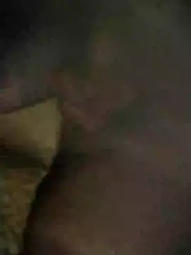 Snapshot of delesteli chatting on November 17, 3:10 am delesteli online show from November 17, 3:10 am