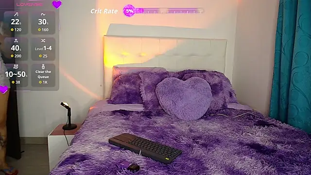 arye lle online show from April 21, 1:42 am