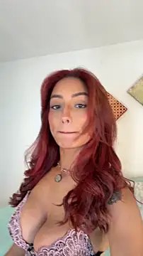 Snapshot of monnay520 chatting on October 25, 4:00 am monnay520 online show from October 25, 4:00 am