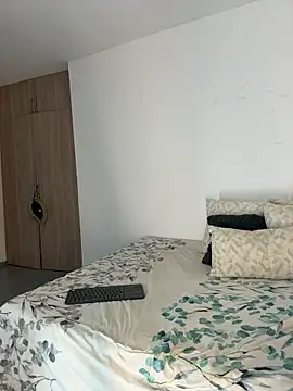 monnay520 online show from March 27, 5:05 am