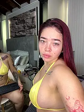 HannahCollyns online show from January 18, 7:17 pm