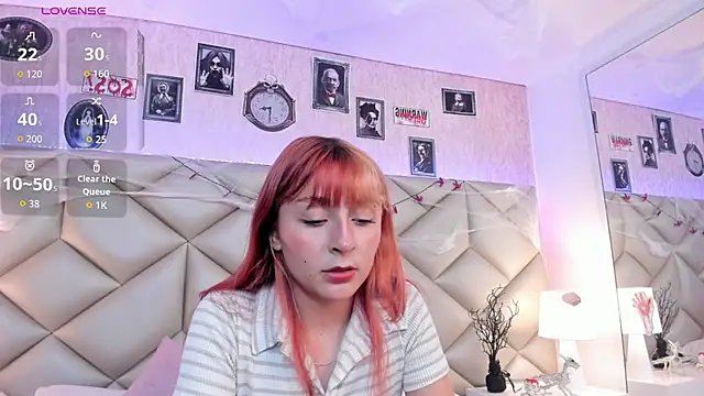 dafnne hall online show from October 23, 4:22 am