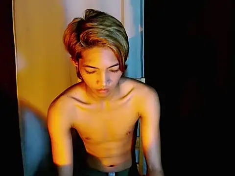 addicted to alex online show from February 20, 7:27 pm