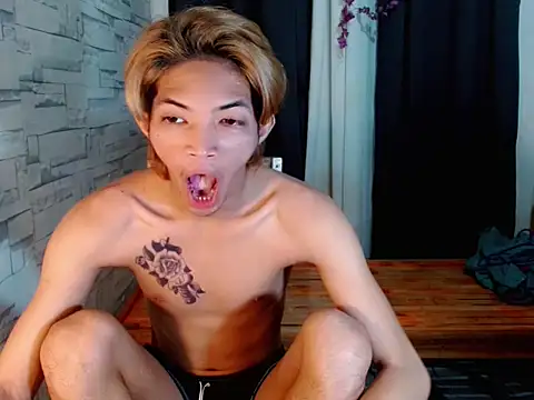 addicted to alex online show from February 24, 5:14 pm