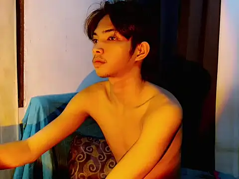 addicted to alex online show from December 17, 4:12 pm