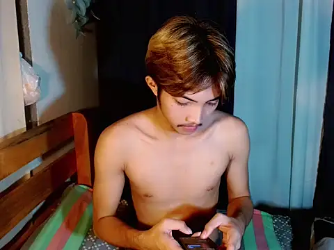 addicted to alex online show from October 6, 5:13 pm