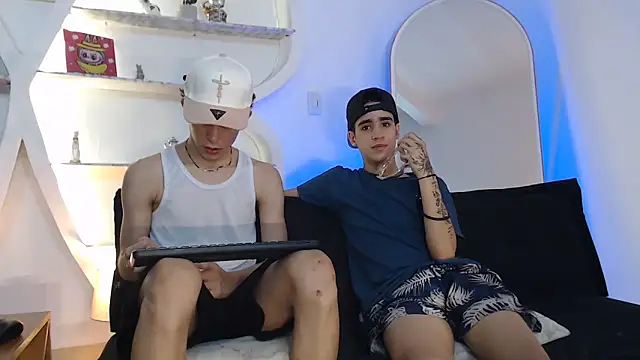 THREE GUYS HOT online show from September 13, 7:36 pm