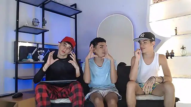 THREE GUYS HOT online show from September 24, 7:42 pm