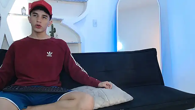 THREE GUYS HOT online show from October 23, 7:23 pm