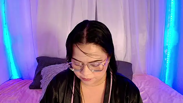 LilyRousee online show from May 5, 3:20 am