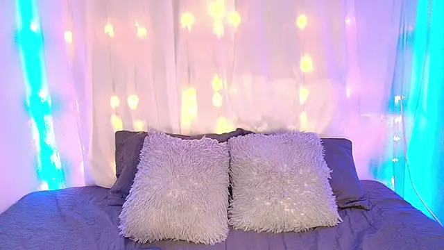 Snapshot of LilyRousee chatting on November 27, 7:14 pm LilyRousee online show from November 27, 7:14 pm