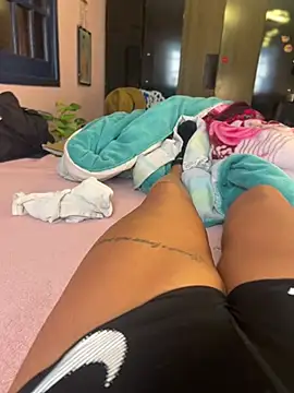 Snapshot of ju_muniz01 chatting on July 7, 11:25 am ju muniz01 online show from July 7, 11:25 am