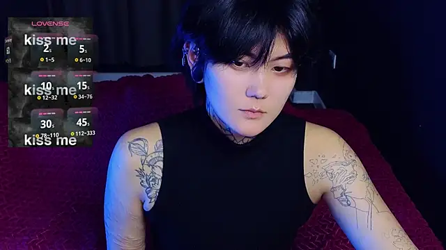 GothXRaven online show from September 27, 3:40 pm