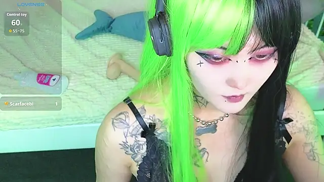 GothXRaven online show from November 7, 4:11 pm