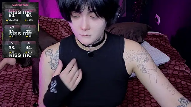 GothXRaven online show from October 13, 4:19 pm