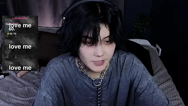 GothXRaven online show from October 8, 4:19 pm