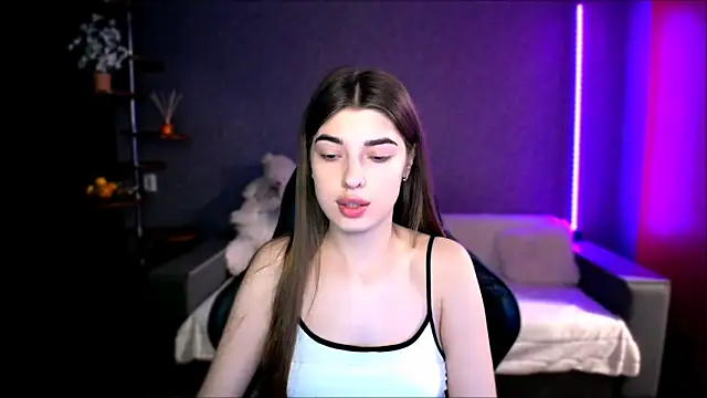 Dianaa Lee0 online show from September 18, 5:27 pm