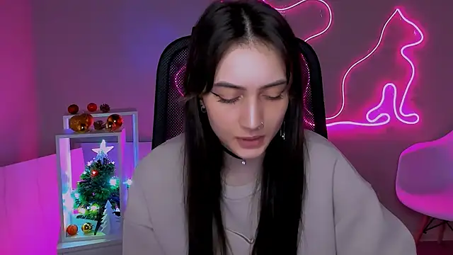 olivianorton online show from January 7, 12:21 pm