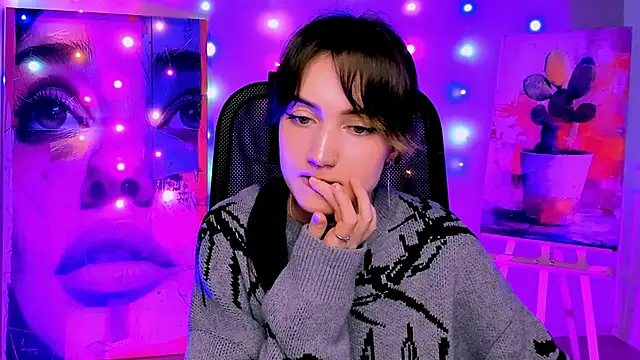 olivianorton online show from January 12, 12:23 pm