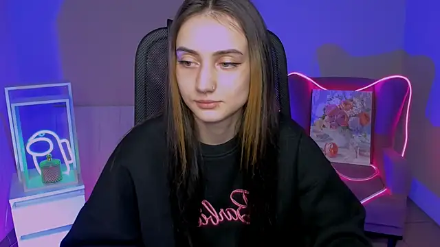 olivianorton online show from November 5, 1:14 pm