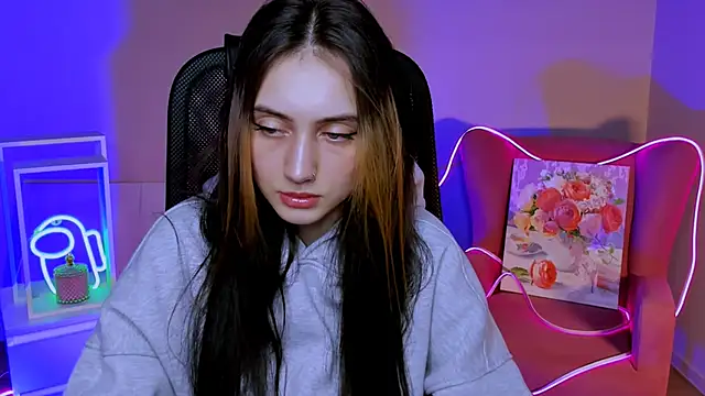 olivianorton online show from November 12, 3:49 pm