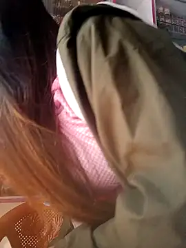 hotshreya69 online show from November 16, 8:30 am