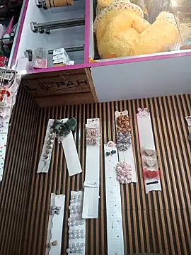 hotshreya69 online show from November 9, 9:35 am