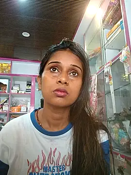 Snapshot of hotshreya69 chatting on September 19, 7:23 am hotshreya69 online show from September 19, 7:23 am
