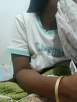 hotshreya69 online show from November 28, 12:27 pm