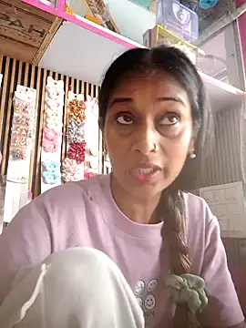 Snapshot of hotshreya69 chatting on September 23, 6:09 am hotshreya69 online show from September 23, 6:09 am