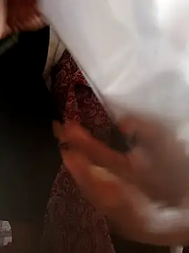 hotshreya69 online show from November 15, 7:12 am