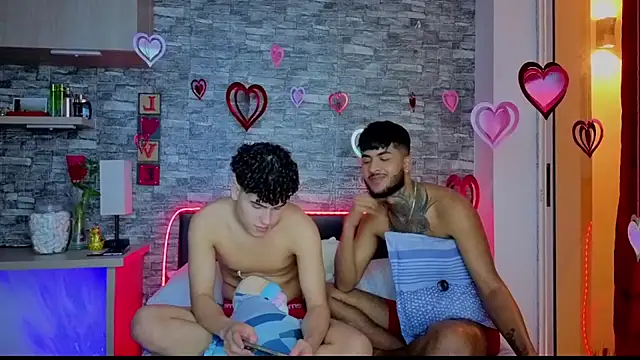 Theimperialboys  online show from February 16, 12:20 am