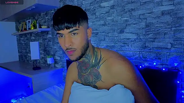 Theimperialboys  online show from March 12, 12:49 am