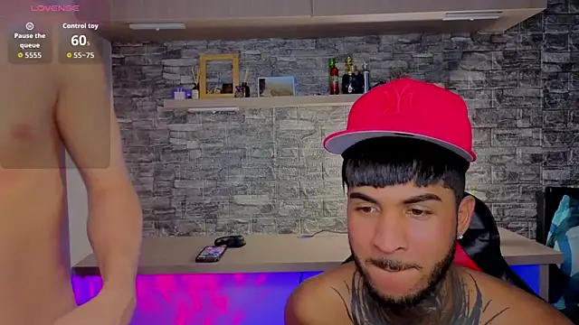 Theimperialboys  online show from March 28, 4:46 am