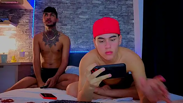 Theimperialboys  online show from April 22, 11:22 pm