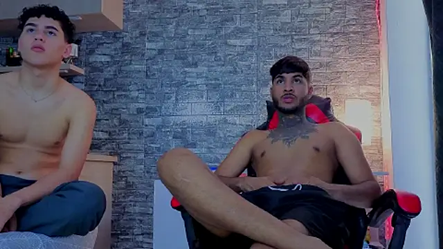 Theimperialboys  online show from May 23, 9:36 pm