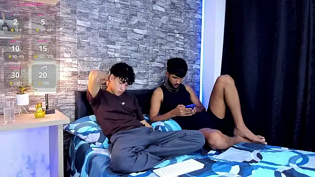 Snapshot of Theimperialboys_ chatting on November 14, 3:10 am Theimperialboys online show from November 14, 3:10 am