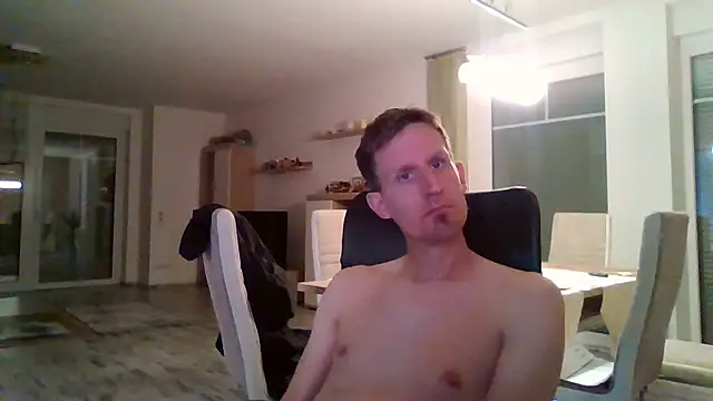 Snapshot of Trockenbau chatting on October 2, 4:21 pm Trockenbau online show from October 2, 4:21 pm