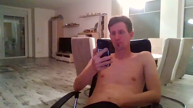 Snapshot of Trockenbau chatting on October 14, 6:08 pm Trockenbau online show from October 14, 6:08 pm