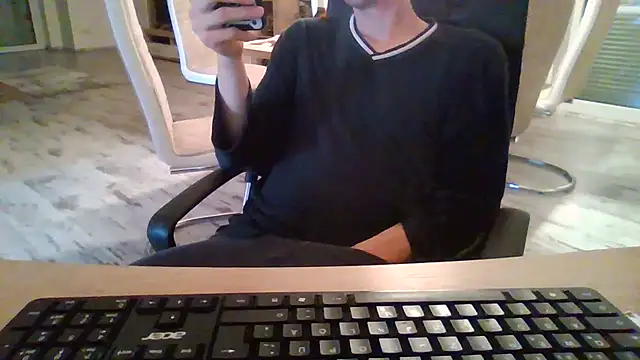 Snapshot of Trockenbau chatting on December 5, 11:09 am Trockenbau online show from December 5, 11:09 am