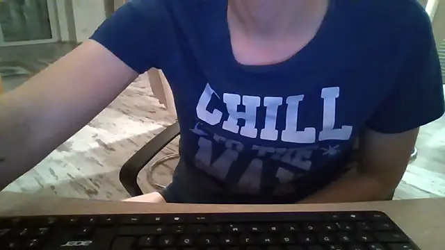 Snapshot of Trockenbau chatting on October 15, 6:38 pm Trockenbau online show from October 15, 6:38 pm