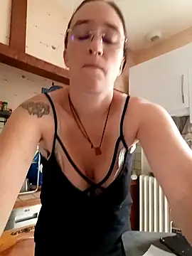 Sophierob1 online show from September 17, 9:00 am