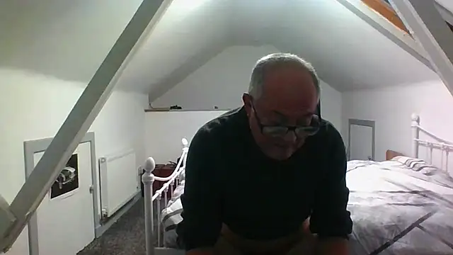 naughtygrandad1 online show from October 29, 8:30 pm