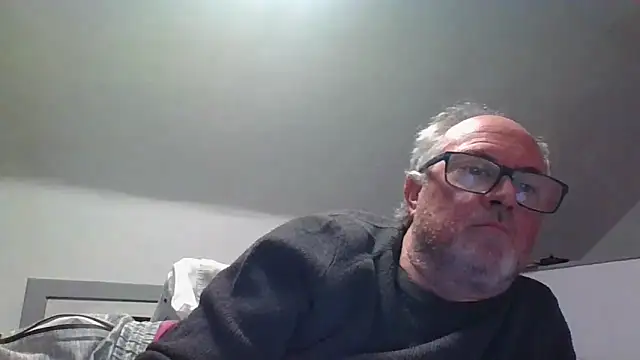 naughtygrandad1 online show from March 23, 6:41 pm