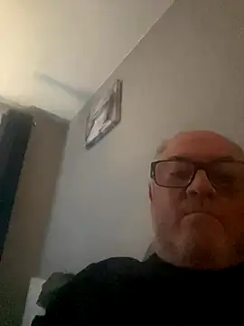 naughtygrandad1 online show from December 2, 7:32 am