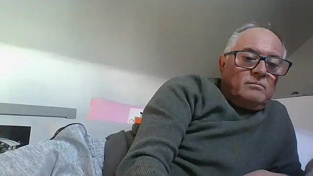 naughtygrandad1 online show from April 12, 3:26 pm