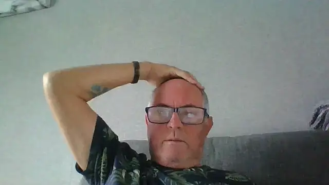 Snapshot of naughtygrandad1 chatting on July 1, 7:41 am naughtygrandad1 online show from July 1, 7:41 am