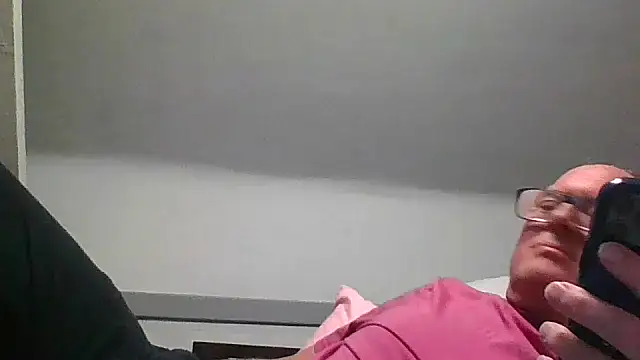 naughtygrandad1 online show from April 17, 10:12 pm