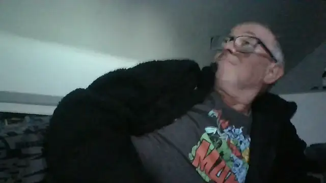 naughtygrandad1 online show from April 5, 7:09 pm