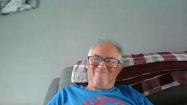 naughtygrandad1 online show from June 3, 6:14 am